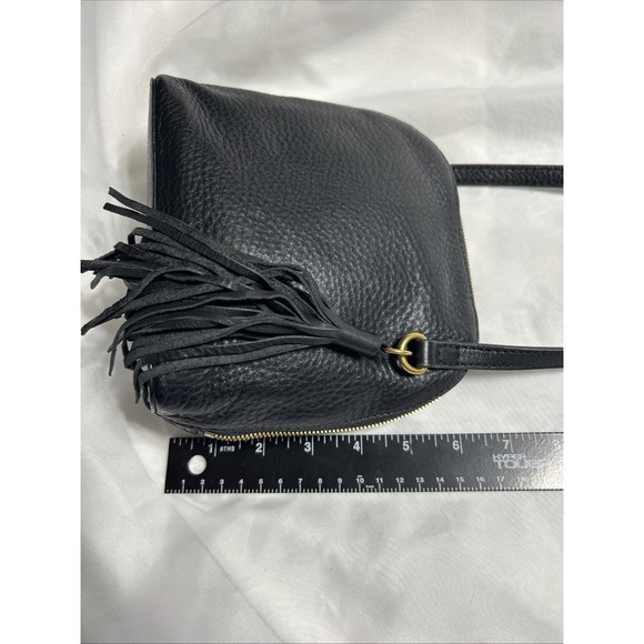 HOBO Genuine Leather Black Crossbody Shoulder Bag Excellent Condition EUC - Picture 3 of 8